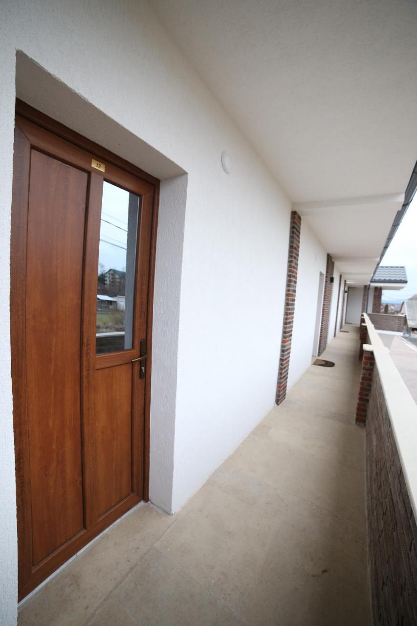 Fresh Accommodation Radauti Exterior photo