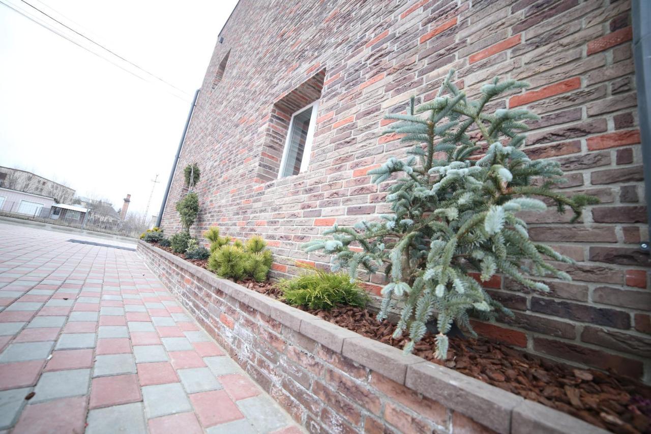 Fresh Accommodation Radauti Exterior photo